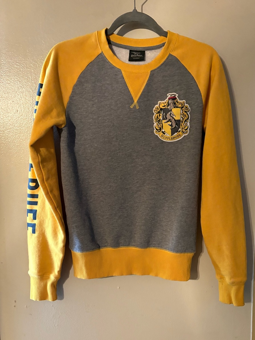 Hufflepuff Gray and Yellow Raglan Sweatshirt